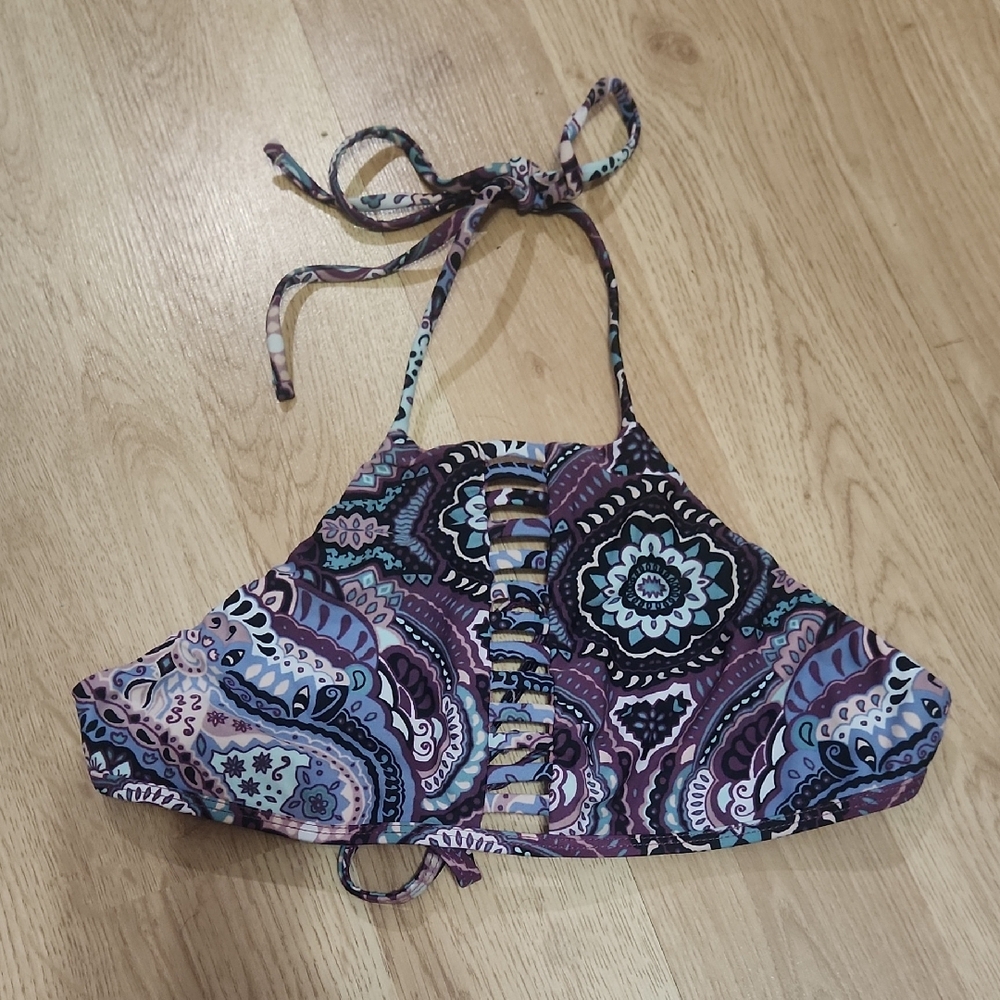 Rue21 Multicolor Paisley Bikini Top
